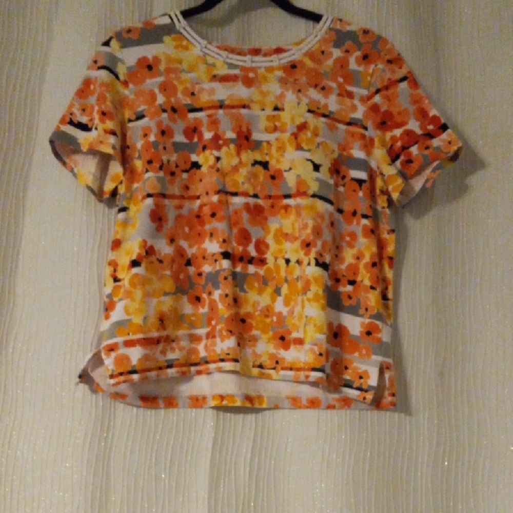 Floral Short-Sleeve Women's Top in Orange and Yellow
